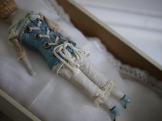 画像7: Victorian Blonde China Head Doll Wearing a Blue Corset//6.3in (7)