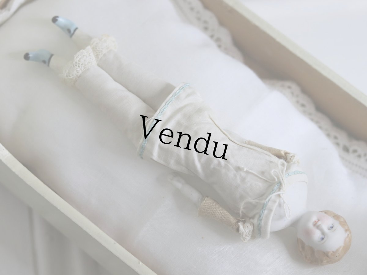 画像12: Victorian Blonde China Head Doll Wearing a Blue Corset&Blue Boots//6.3in (12)