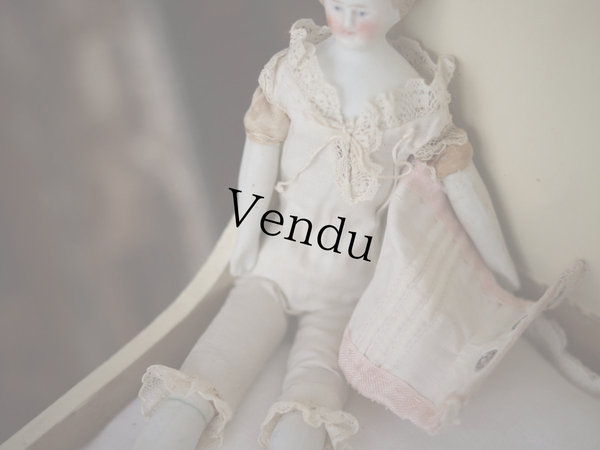 画像13: Victorian Blonde China Head Doll Wearing a Pink Corset＆Pink Boots//6.7in (13)
