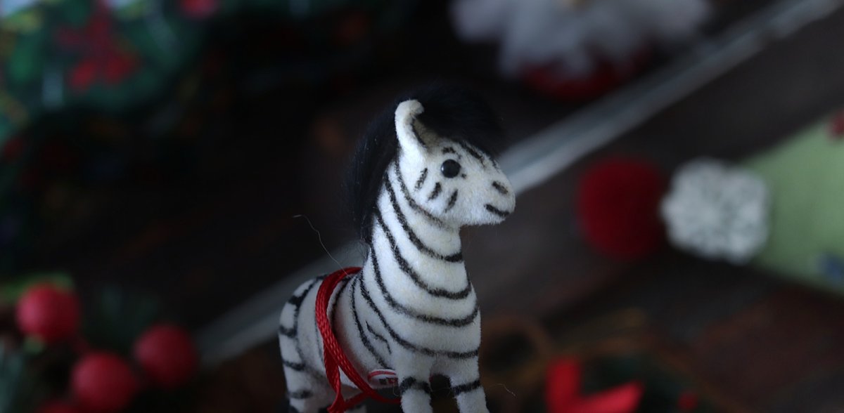 画像3: Wagner Handwork  小さな動物たちシリーズ/赤いリボンのクリスマスオーナメント / Wagner Künstlerschutz (3)