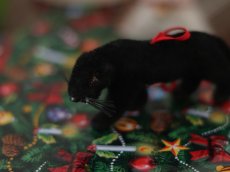 画像13: Wagner Handwork  小さな動物たちシリーズ/赤いリボンのクリスマスオーナメント / Wagner Künstlerschutz (13)