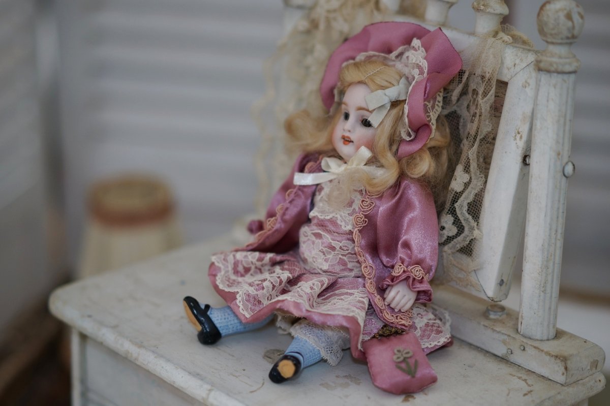 画像4: Kestner all bisque // Sleep eyes // Blue socks //7.5in (4)