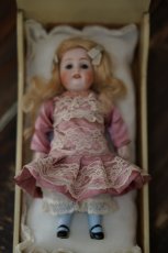 画像5: Kestner all bisque // Sleep eyes // Blue socks //7.5in (5)