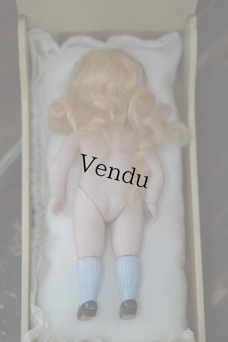 画像9: Kestner all bisque // Sleep eyes // Blue socks //7.5in (9)