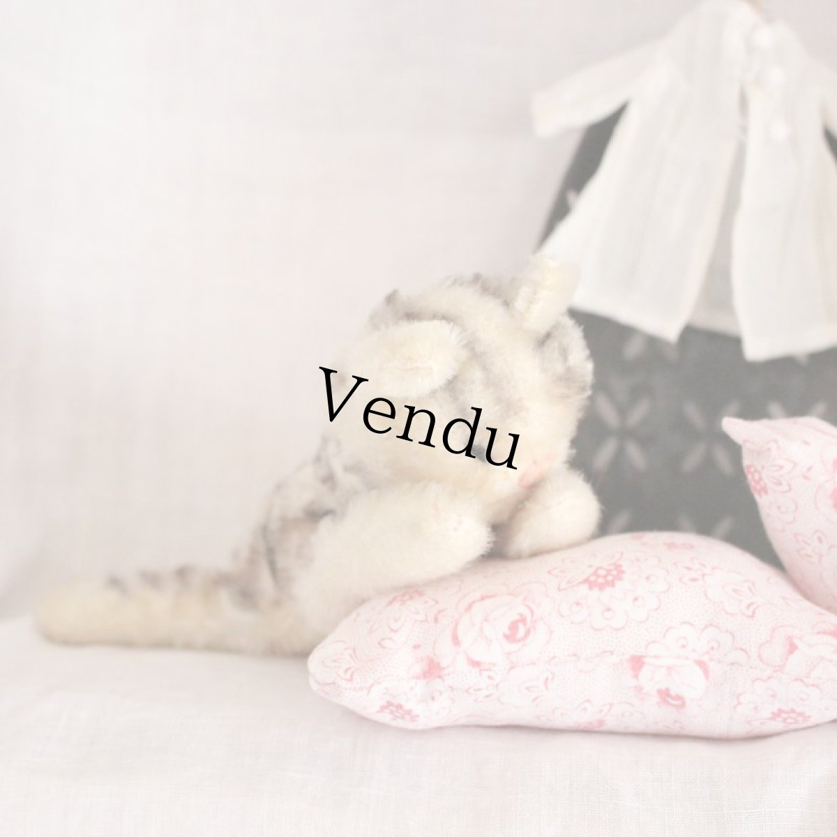 画像1: アンティーク シュタイフ 眠り子猫 Floppy Kitty (1)