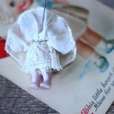 画像4: Hertwig 緑のおリボンの女の子* (4)