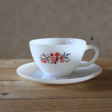 画像2: Fire King Primrose Tea Cup&saucer (2)