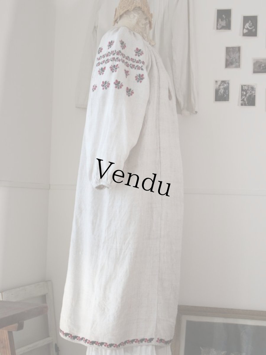 画像2: ウクライナ刺繍ワンピース (2)