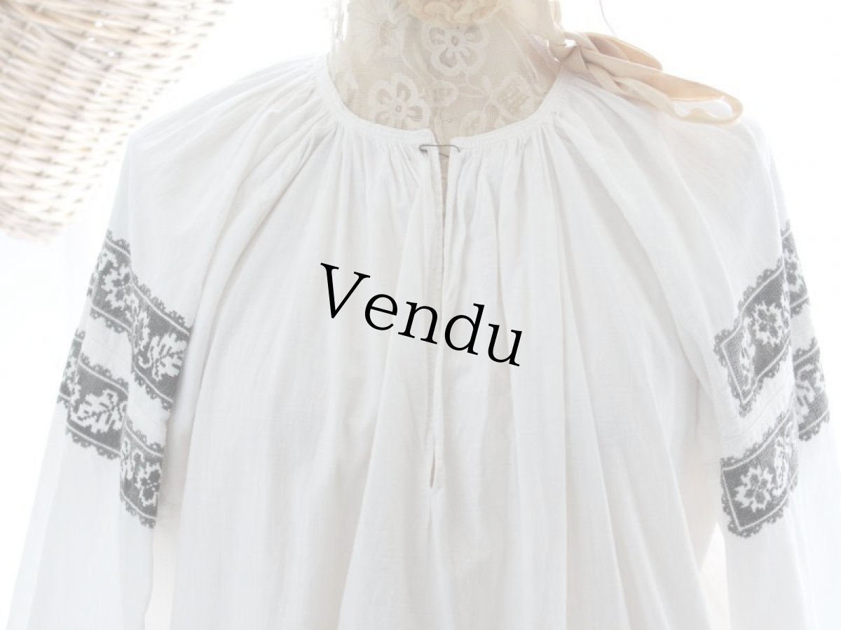 画像2: ウクライナ刺繍ワンピース (2)