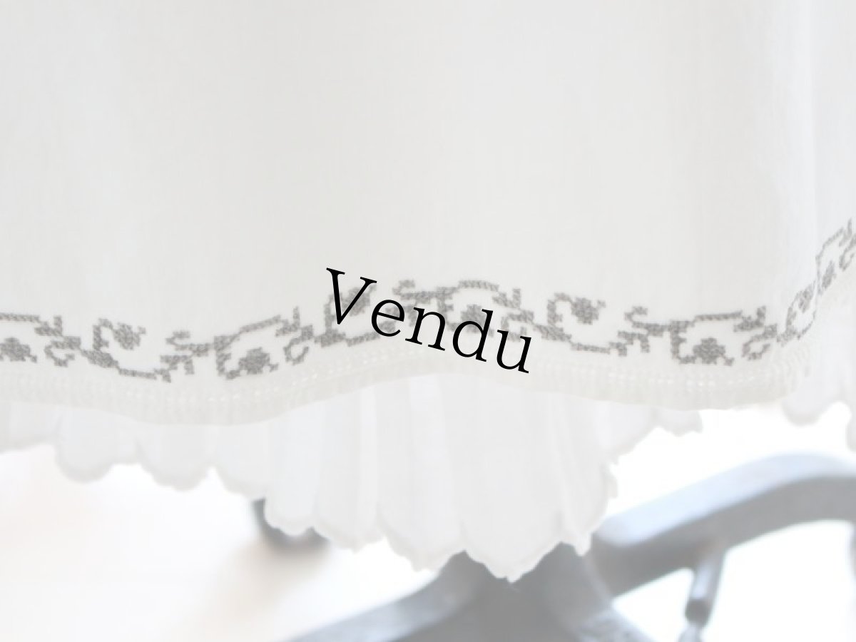 画像8: ウクライナ刺繍ワンピース (8)