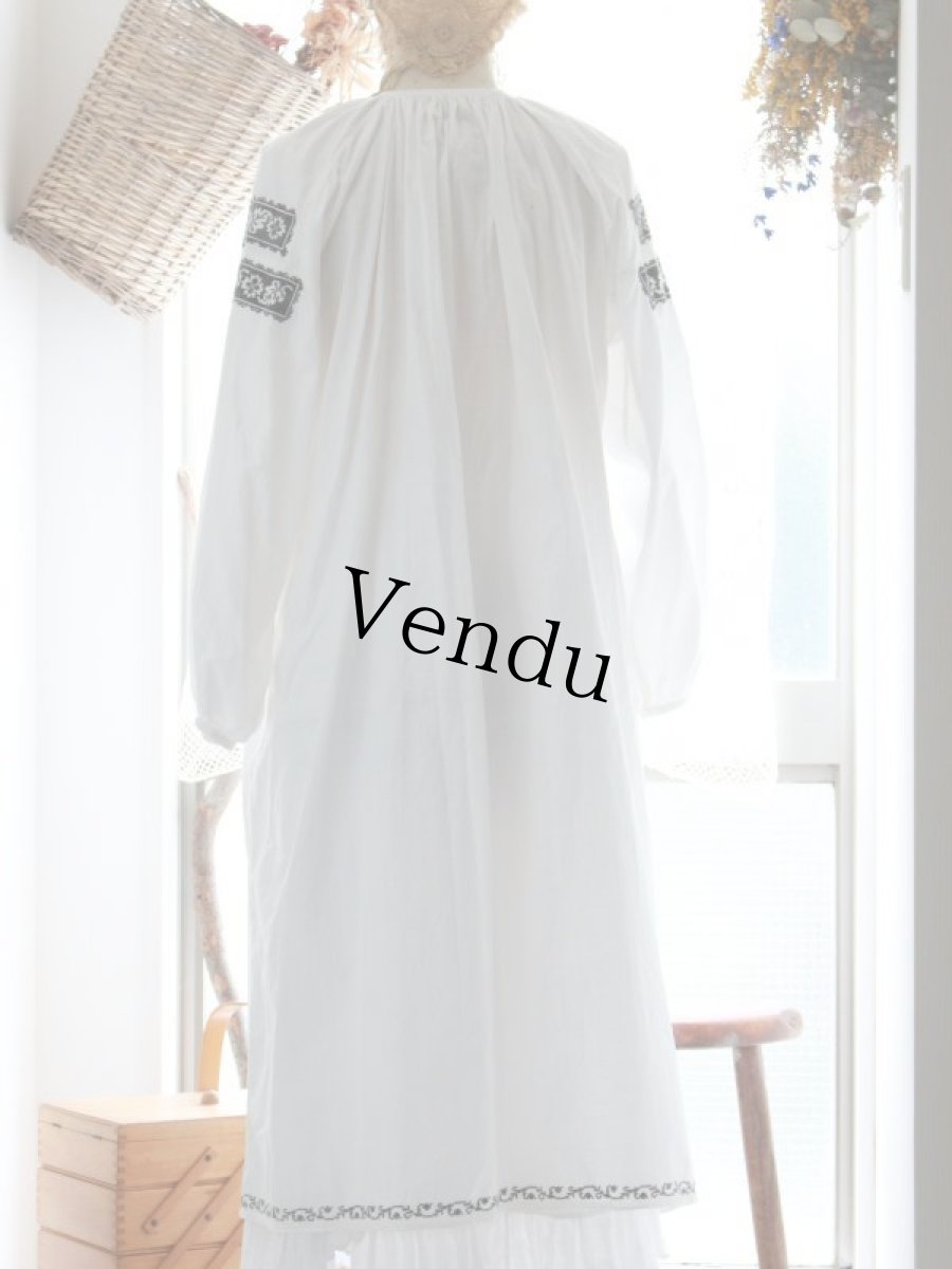 画像13: ウクライナ刺繍ワンピース (13)