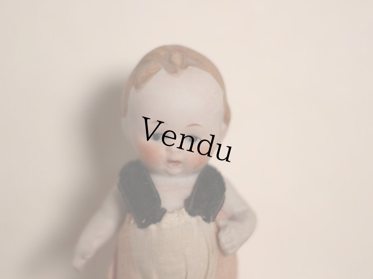 画像2: ショートヘアの可愛いビスクドール (2)