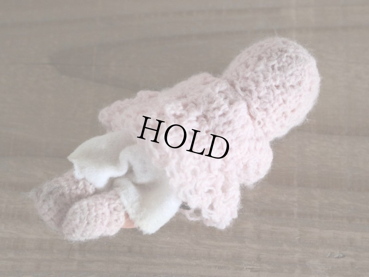 画像4: K&H Baby Bisque Doll (4)