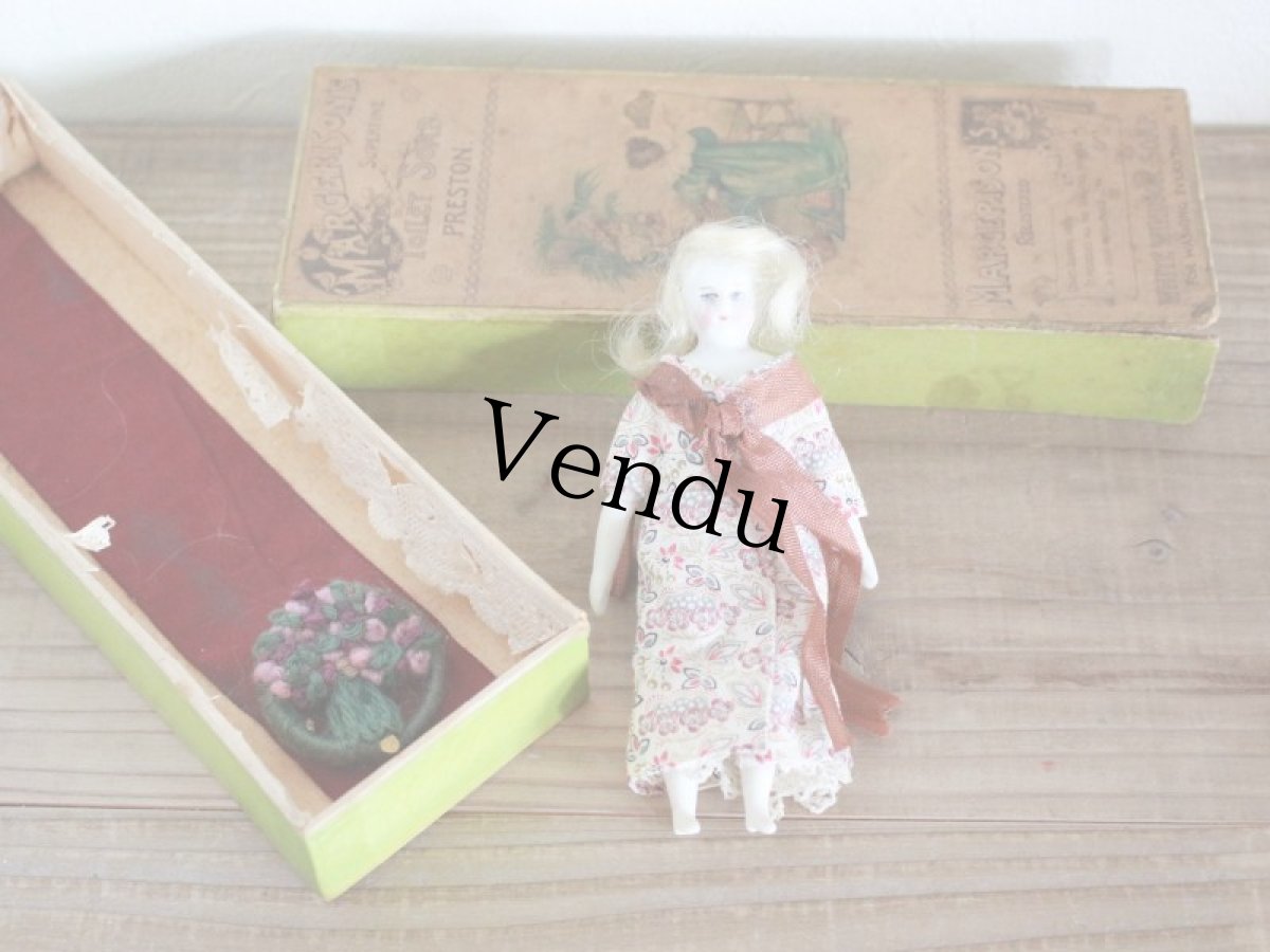 画像2: Margerison’s Superfine Soap BOX&Bisque Doll 4.5in (2)