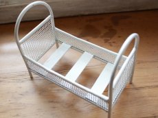 画像4: Antique Doll House Bed /Germany (4)