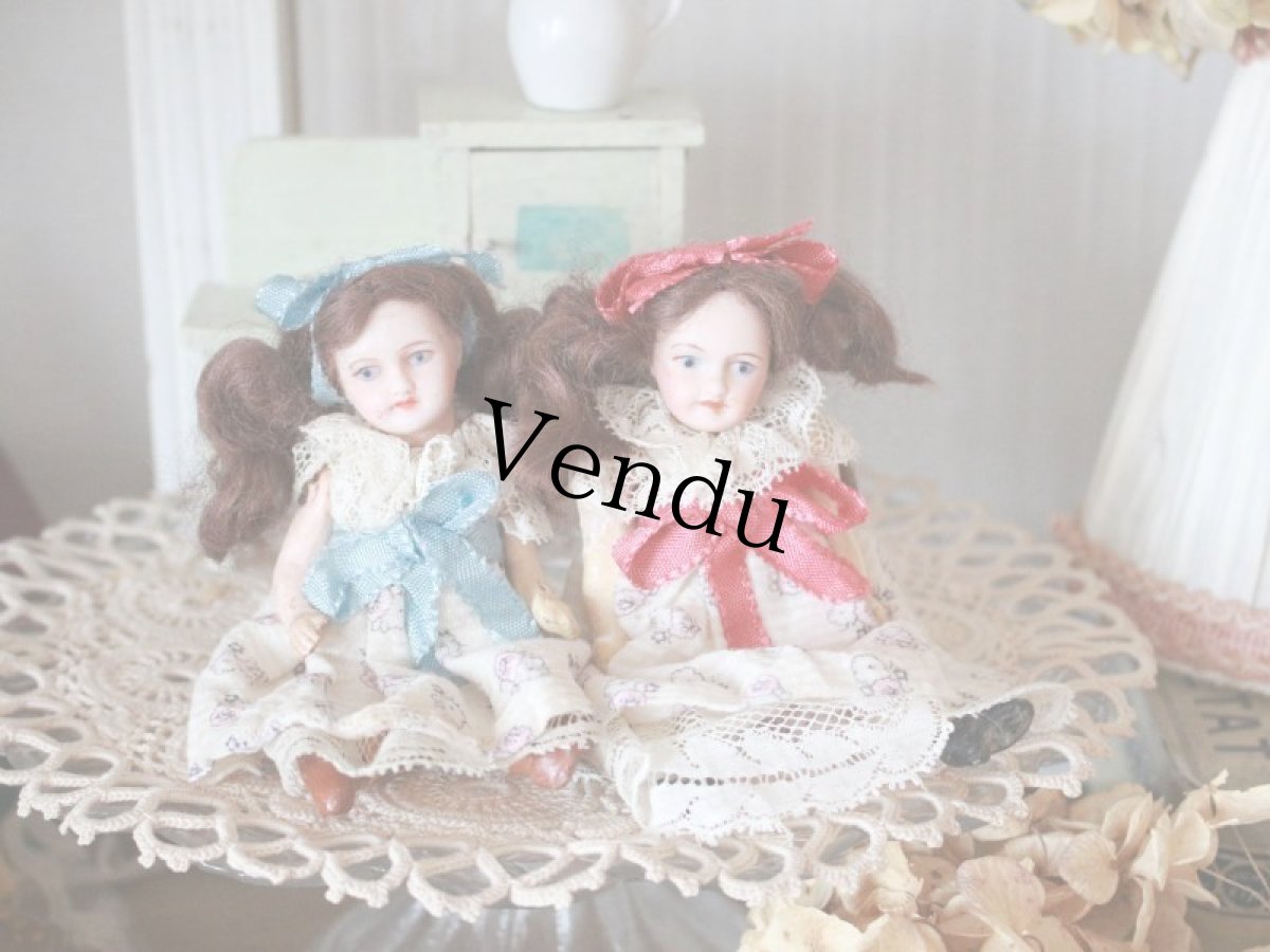 画像13: SFBJ PARIS 水色リボンの子/双子のミニョネット 4 3/4in / France (13)