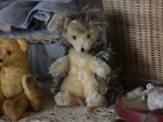 画像1: Antique Steiff Joggi Hedgehog/ヨーロッパ蚤の市 (1)