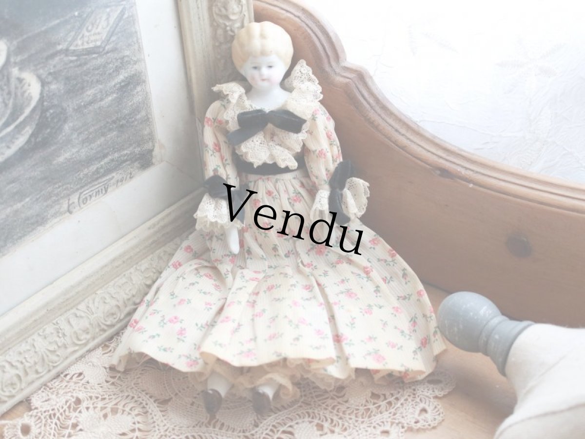 画像1: China Head Doll 9in /薔薇のドレス (1)