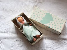 画像8: Nancy Ann Storybook Baby K&H Bisque Doll/Wood Cradle/Original Box/RARE Pamphlet /C (8)