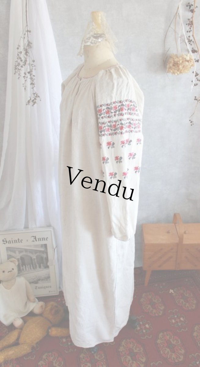 画像2: ウクライナ刺繍ワンピース (2)