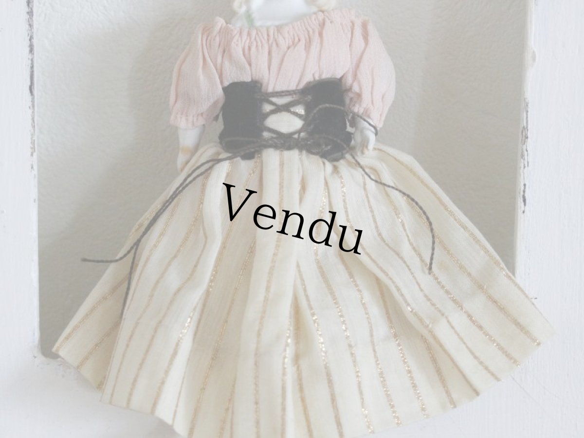 画像3: RARE!!HERTWIG&CO./Bisque Bonnet Doll with Red Muslin Body/ 5 4/3 in  /  Germany (3)