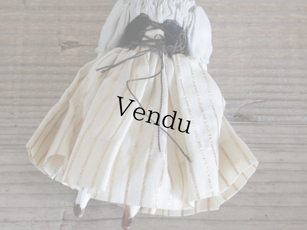 画像3: RARE!!HERTWIG&CO./Bisque Bonnet Doll with Red Muslin Body/ 5 4/3 in  /  Germany (3)