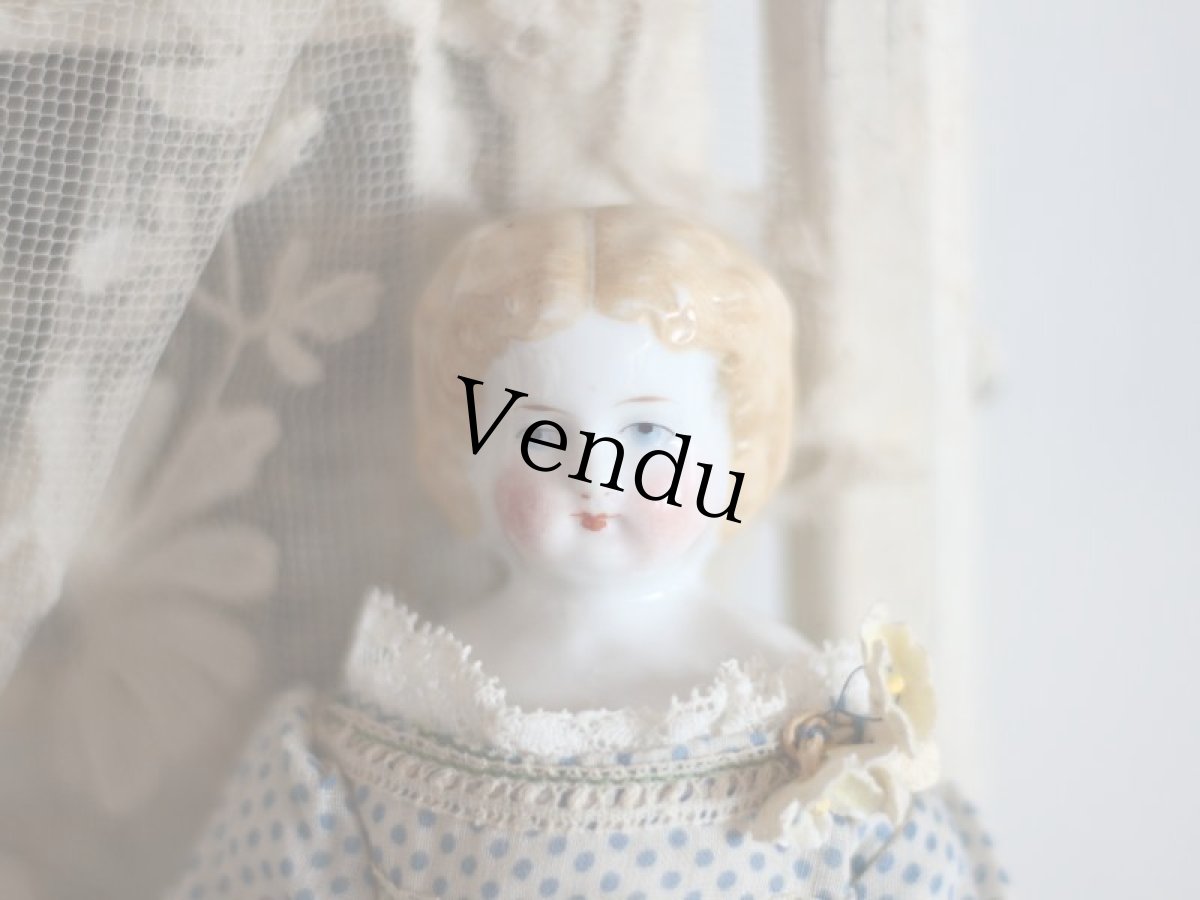 画像2: Rare!!! China Head Doll 9in / Green Boots (2)