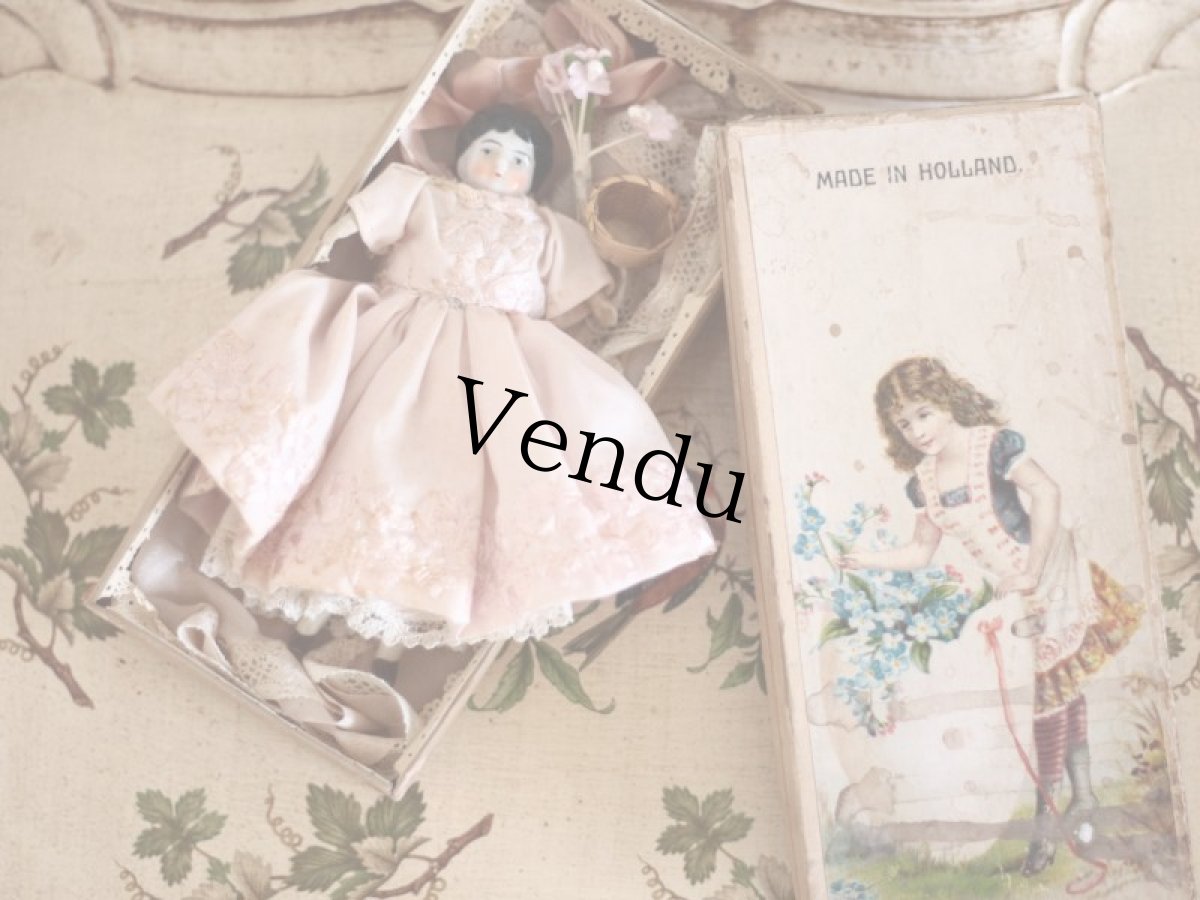 画像1: Cute!!Petite china head doll Presentation box (1)