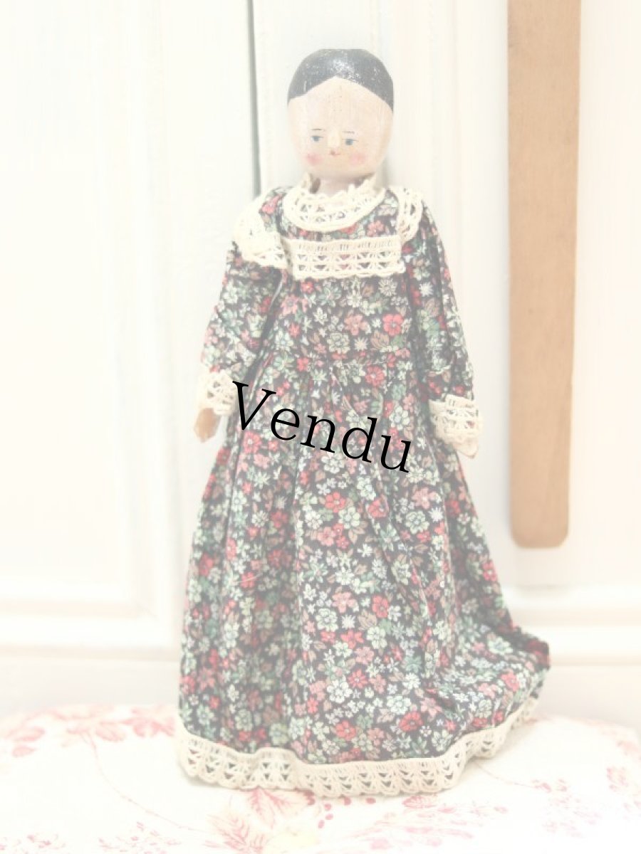 画像1: Wooden Peg Doll C (1)