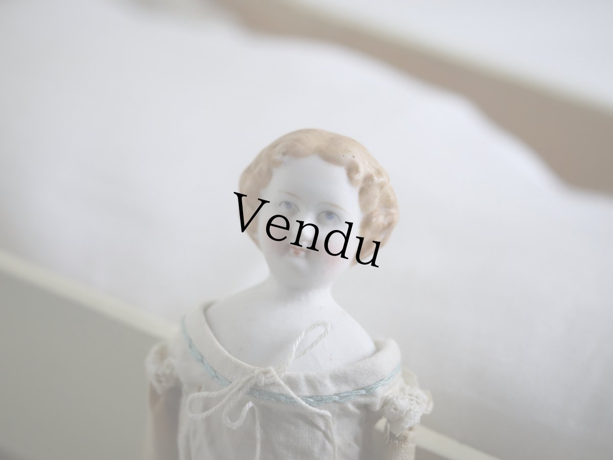 画像8: Victorian Blonde China Head Doll Wearing a Blue Corset&Blue Boots//6.3in (8)