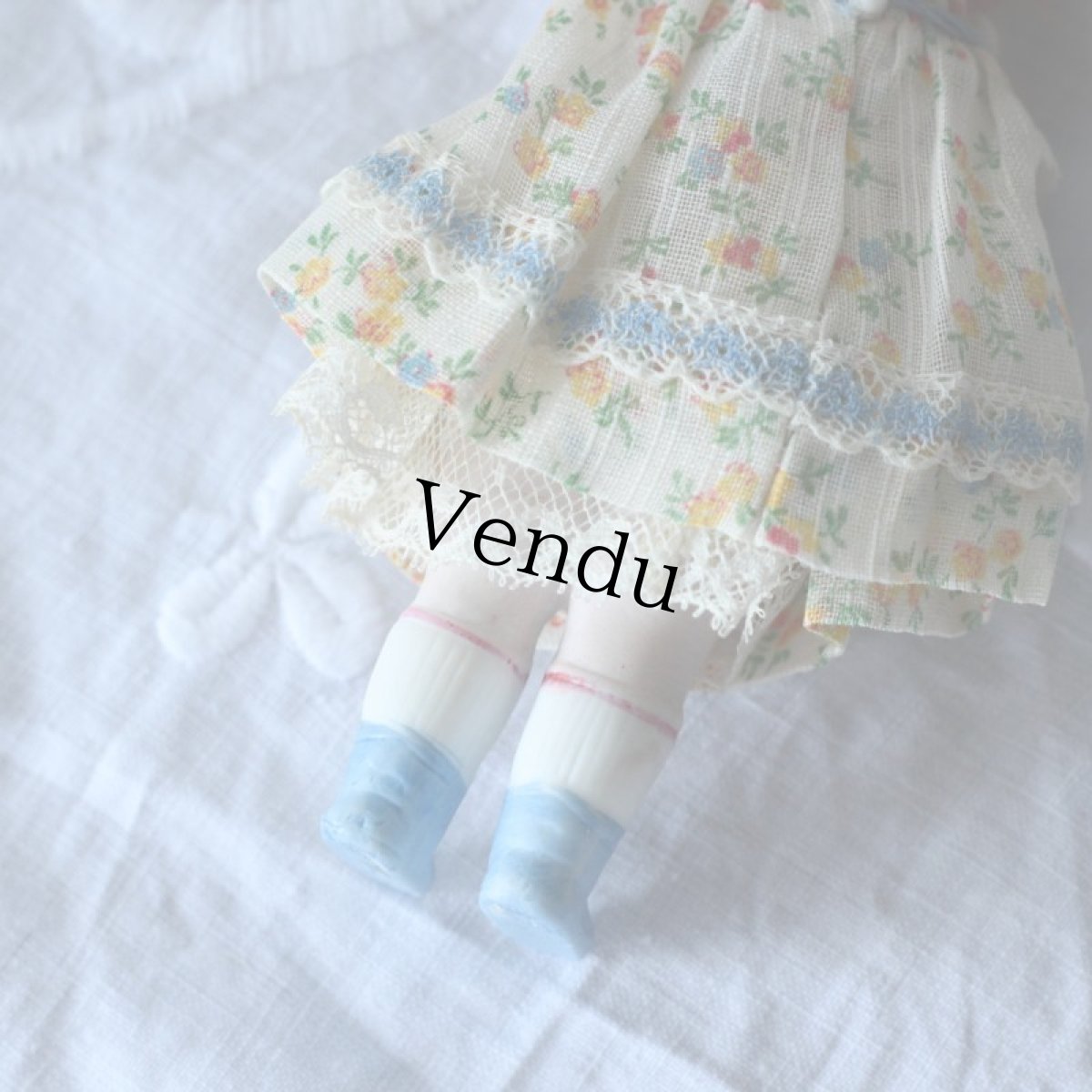 画像7: カールヘアの可愛いビスクドール ER08011811 (7)