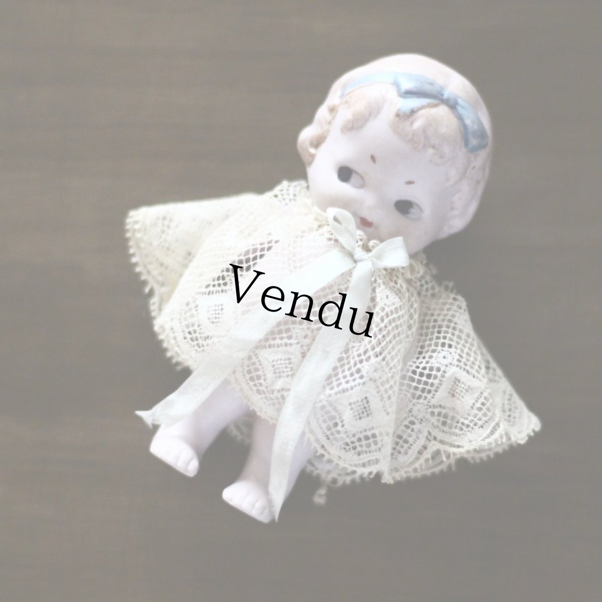 画像2: ブルーリボンの女の子 大きい子* (2)