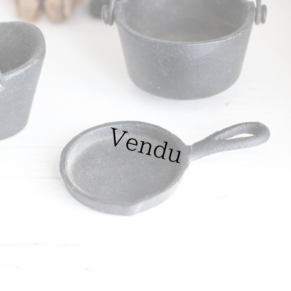 画像2: ミニチュア鋳鉄フライパン/鍋＊ (2)