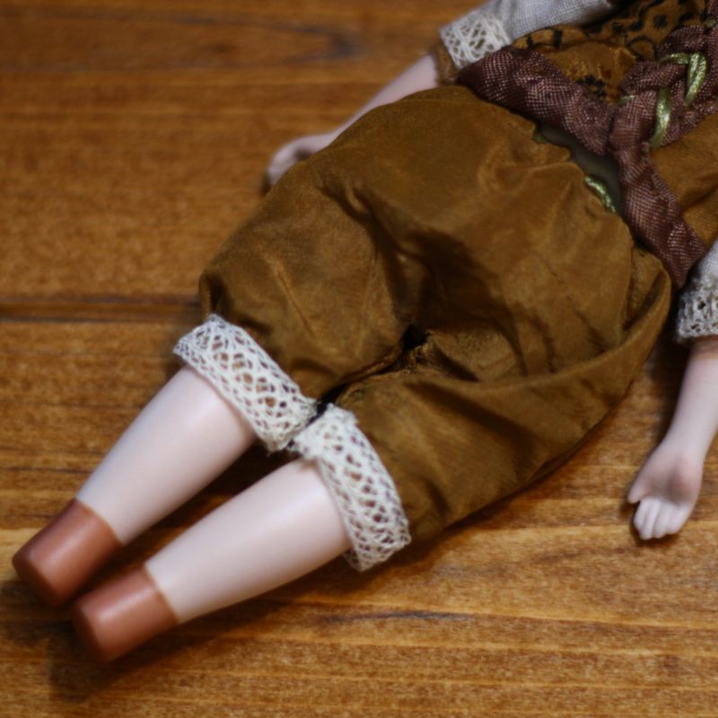 アンティーク ビスクドール　Hertwig Hertwig ビスクドール/レプリカ/Antique Doll/お人形