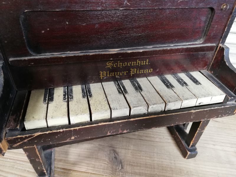 Antique toricoTte Schoenhut社 トイ アップライトピアノ/オルゴール 