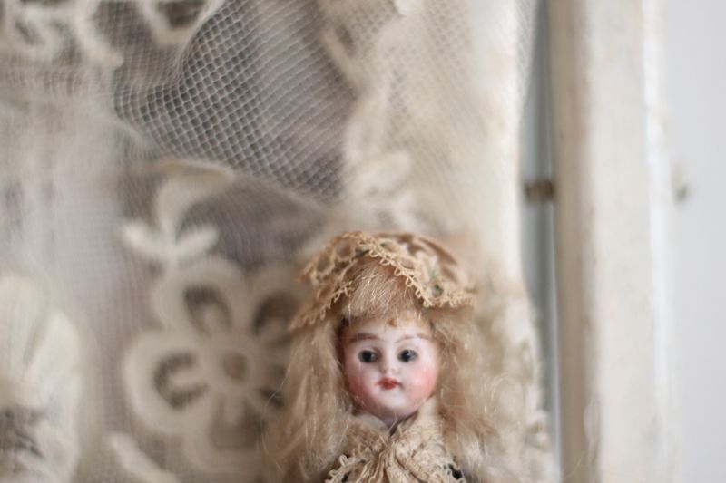 Antique toricoTte 小さな小さなミニョネット / 3 3/4in/Antique Doll